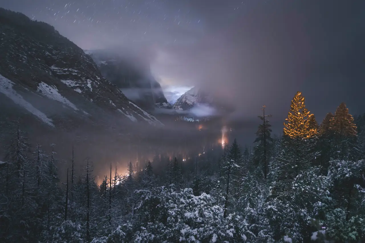 Fine-art photograph, “Yosemite Valley, First Light, Quiet Distance - 5DM43356.JPG,” from the California - Non City - Nature collection.