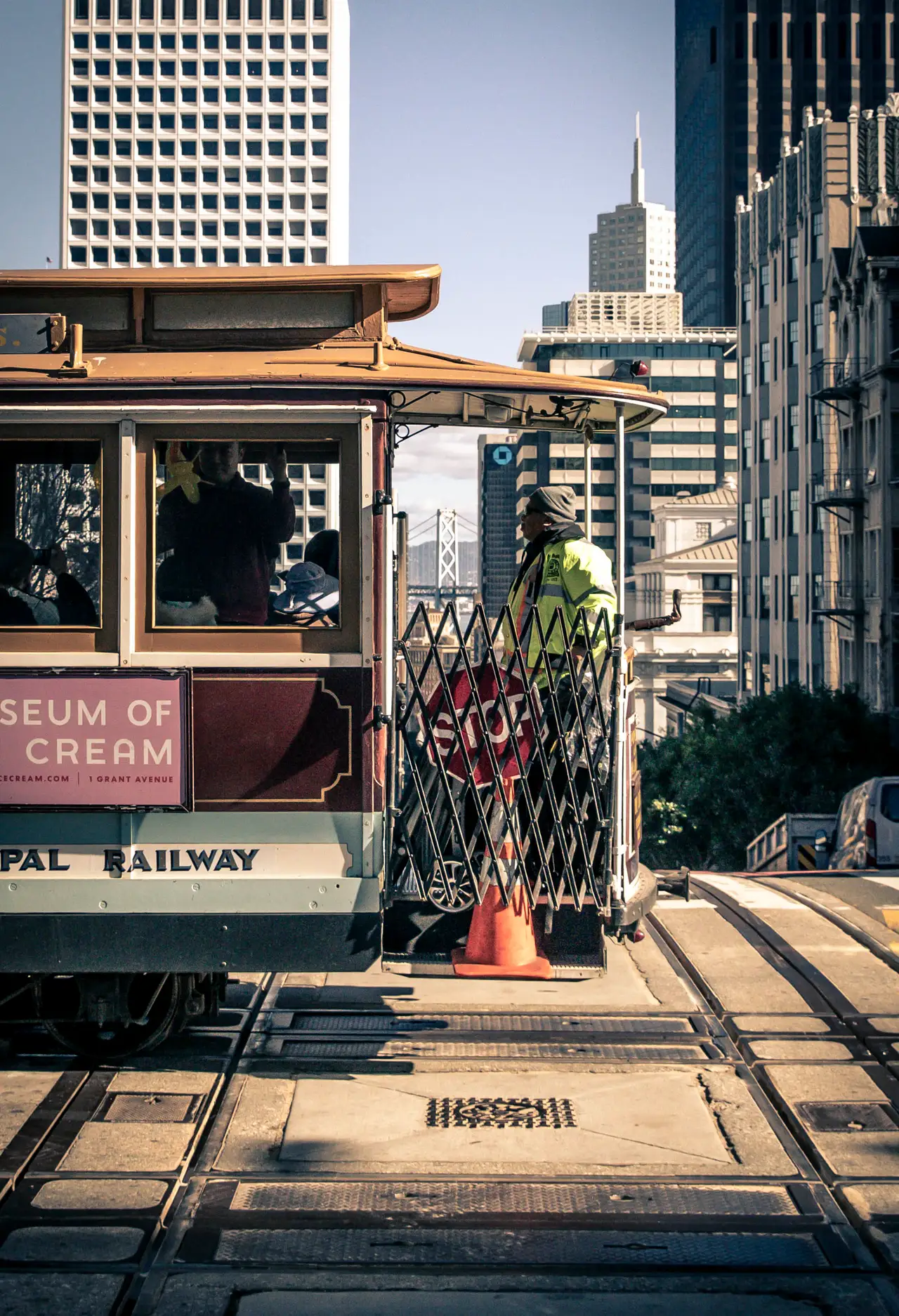 Fine-art photograph, “Cable Car at the California Street Turnaround - 5DM47916.JPG,” from the California - SF - City collection.