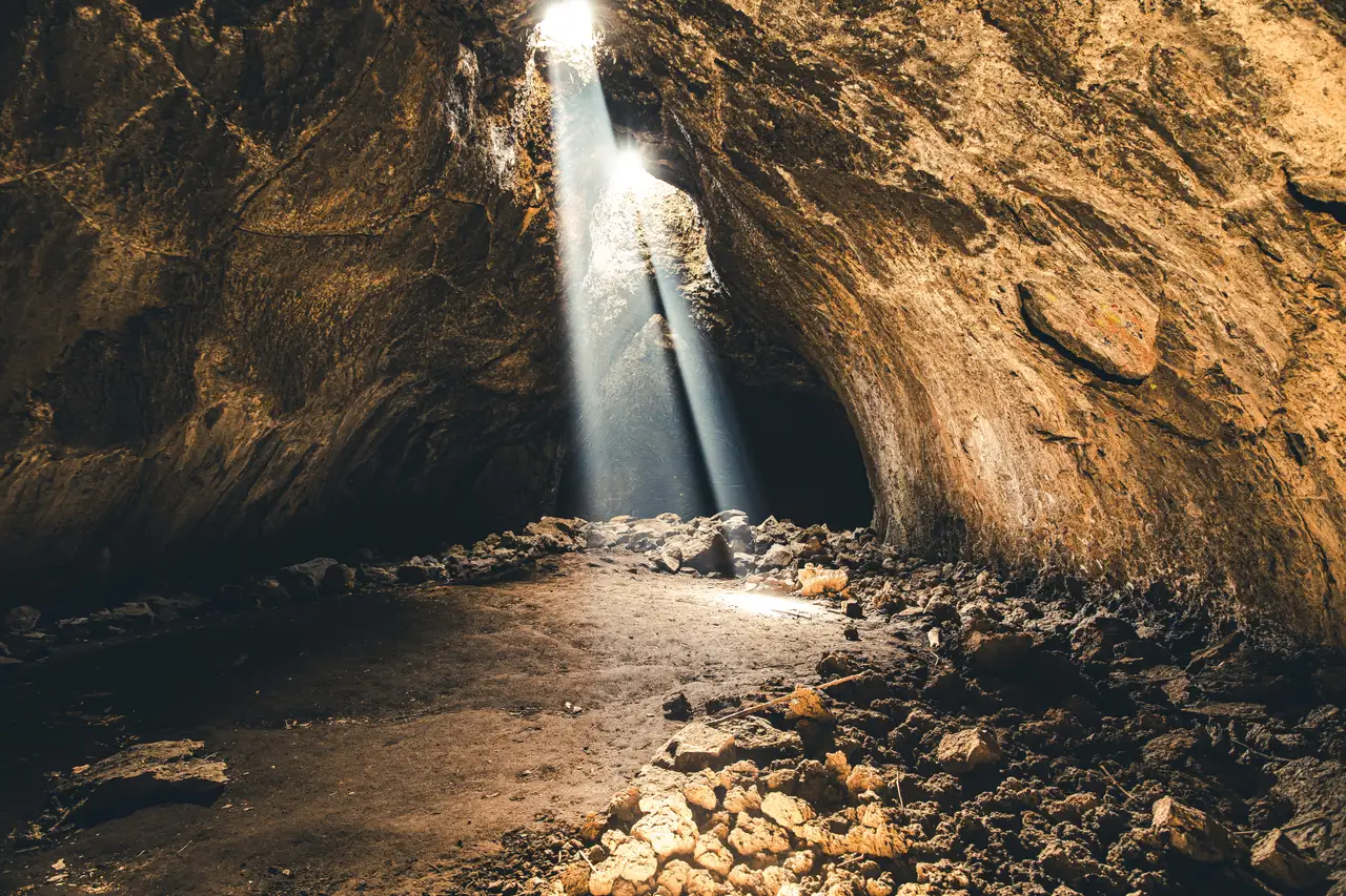 Fine-art photograph, “Sunbeam in the Waterfall Grotto,” from the Oregon collection.